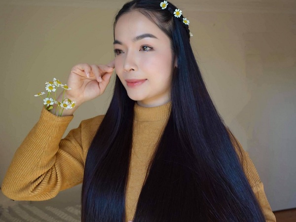 Cô nàng gây bão MXH khi chia sẻ mái tóc đẹp ngỡ ngàng cùng bí quyết chăm sóc siêu đơn giản