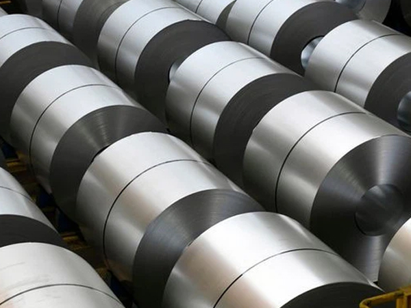 Thép và ethanol tăng giá mạnh nhất trong thị trường hàng hóa năm nay