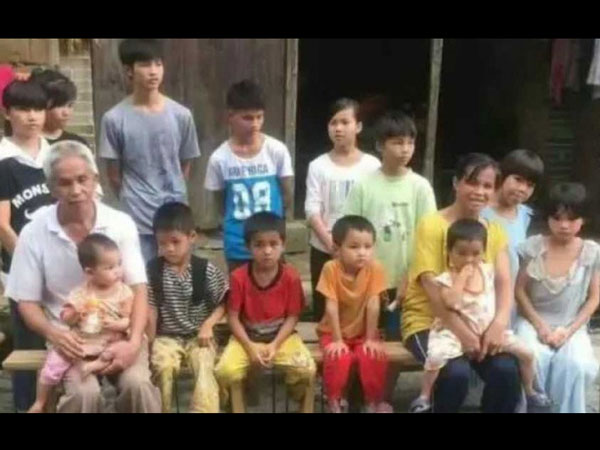 Sợ vợ 19 tuổi ngoại tình, người đàn ông 49 tuổi điên cuồng 'cày cấy' trong 21 năm được 15 người con khiến nhiều người tranh nhau xin 'bí kíp gia truyền'