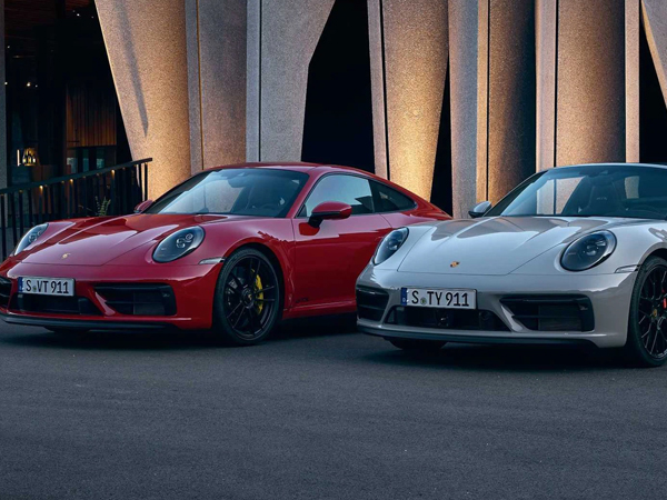 Porsche 911 GTS đời mới ra mắt, giá quy đổi từ 8,3 tỷ đồng