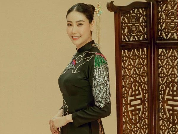 Hoa hậu Hà Kiều Anh khẳng định mình là 'Công chúa đời thứ 7 của triều Nguyễn', hậu duệ của Vua Minh Mạng lên tiếng phủ định!