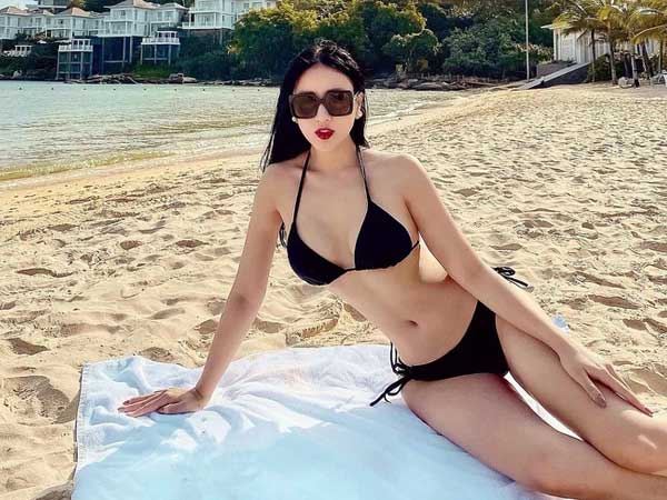 Rich kid bí ẩn nhất hội con nhà giàu chia sẻ kinh doanh từ cấp 3, để lộ nhan sắc năm 17 tuổi bên cạnh Chi Pu và Vân Navy