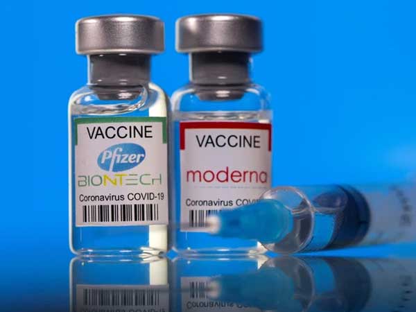 Nghiên cứu khoa học khẳng định: Vắc-xin Pfizer và Moderna có khả năng tạo ra miễn dịch lâu dài, thậm chí suốt đời