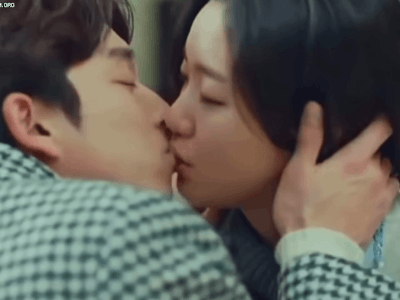 Cảnh hôn bị cắt của Gong Yoo - Kim Go Eun ở Goblin được tung ra, netizen sốc nặng 'sao cuồng nhiệt thế này?'
