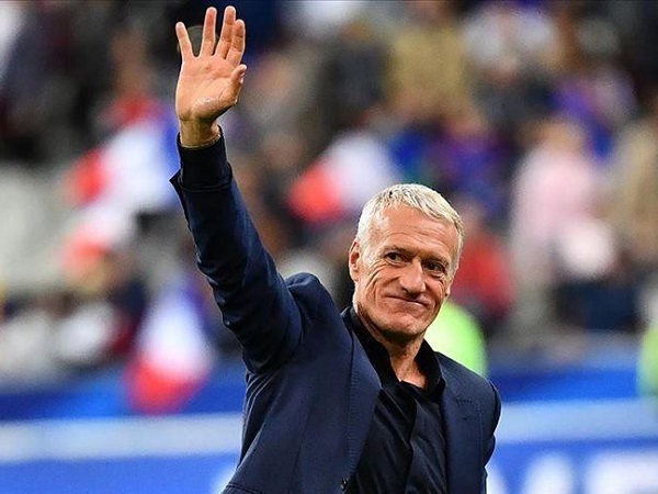 Truyền thông Pháp: ‘Ghế của HLV Deschamps đang lung lay’