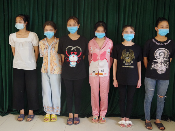 Ham tiền của người phụ nữ lạ, nam thanh niên bất chấp đưa 6 cô gái vượt sông sang Lào
