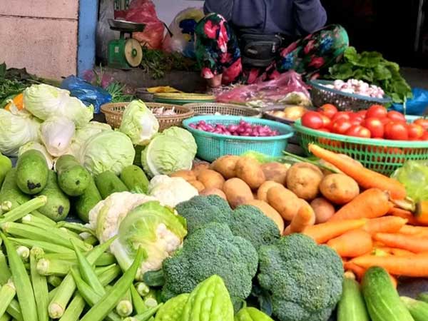 Những tuyệt chiêu mở sạp rau đắt khách, 1 vốn 4 lời