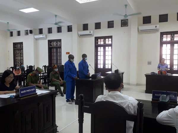 Tử hình 2 thanh niên người Nigeria vận chuyển gần 14kg ma túy vào Việt Nam