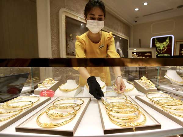 Giá vàng bật tăng trở lại