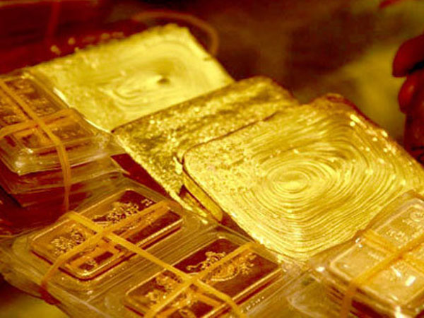 Giá vàng hôm nay 1/7: USD tăng vọt, vàng đứng ở mức thấp