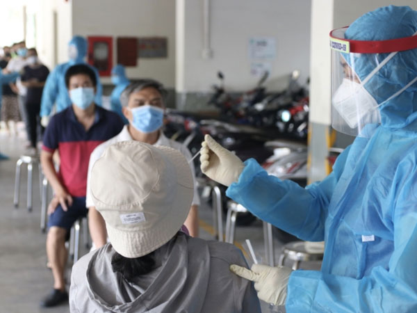 TP.HCM phát hiện 24 bệnh nhân Covid-19 chưa rõ nguồn lây