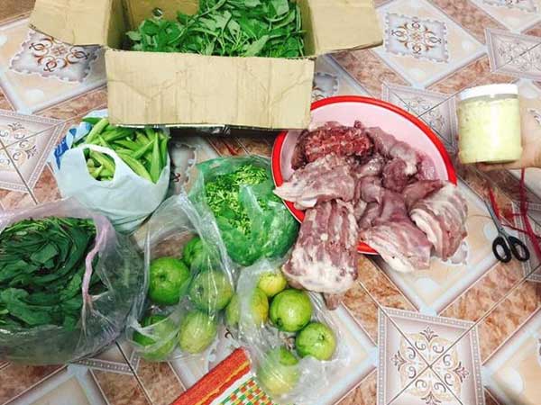Em dâu về quê mang thịt lợn lên thành phố thì bị chị chồng mỉa mai 'chỉ biết bòn cho hết', ai dè sự thật đằng sau khiến chị ta đỏ mặt!