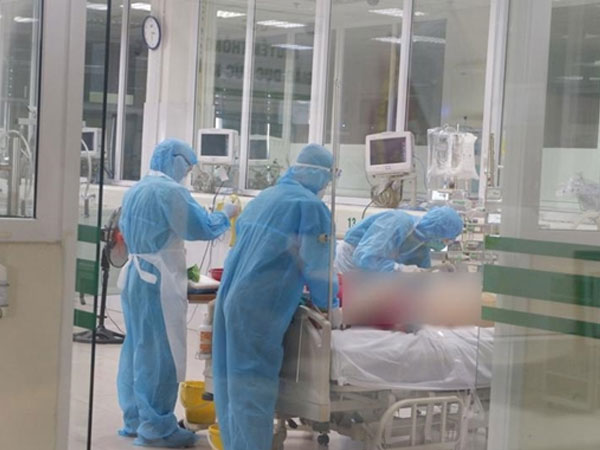 Một ca bệnh Covid-19 ở Phú Yên tử vong trên nền tai biến
