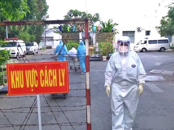Lời hứa của nữ điều dưỡng tham gia điều trị COVID-19 không thể về nhìn mặt cha lần cuối