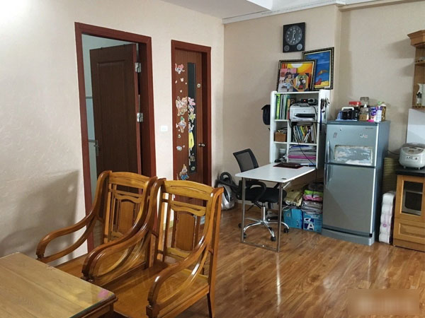 Vợ chồng trẻ mua nhà ở Hà Nội khi chỉ có 30 triệu và câu chuyện 'tăng xin giảm mua' để trả nợ