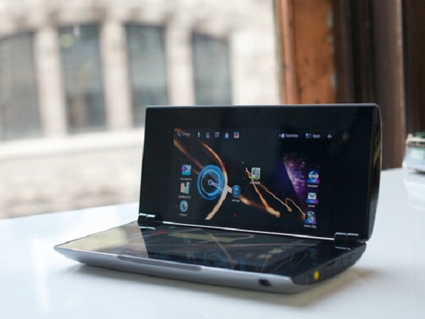 Sony Tablet P: chiếc máy tính bảng như Nintendo DS đã 'nhanh nhảu đoảng' đi trước thời đại và thất bại thảm hại