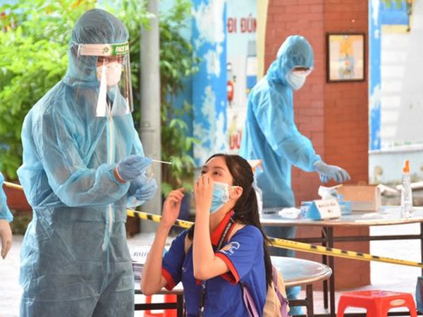 Thi tốt nghiệp THPT 2021: Thí sinh có thể đổi địa điểm nếu không thể dự thi tại TP HCM