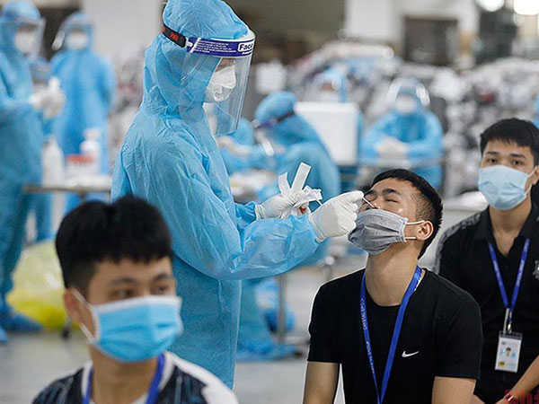 F0 không rõ nguồn lây nhậu cùng 15 người ở quán bia