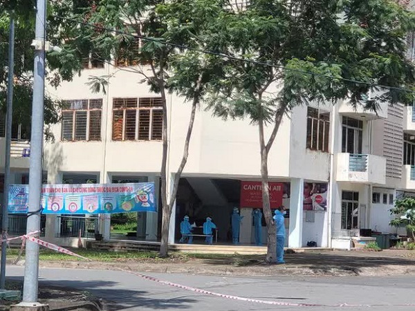 Đang cách ly, thanh niên vẫn đi ăn giỗ, thăm bạn gái... và dương tính SARS-CoV-2
