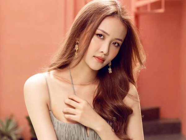 3 sao Việt đau đớn vì mẹ mê cờ bạc: Bị chủ nợ chờ ở điểm diễn để 'siết' cát-xê