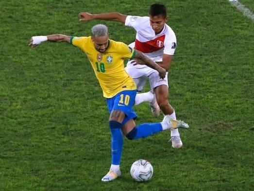 Neymar kiến tạo siêu đẳng, Brazil nhọc nhằn tiến vào chung kết Copa America