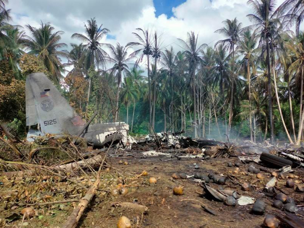 Li kì lời kể người sống sót trong vụ rơi máy bay chở quân đội Philippines