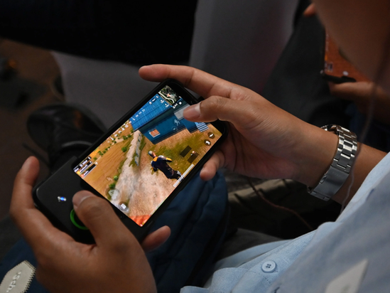 Tencent ứng dụng công nghệ nhận diện khuôn mặt để phát hiện và ngăn chặn game thủ nhỏ tuổi chơi đêm