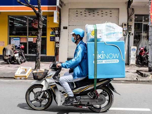 Tiki đi bán bảo hiểm