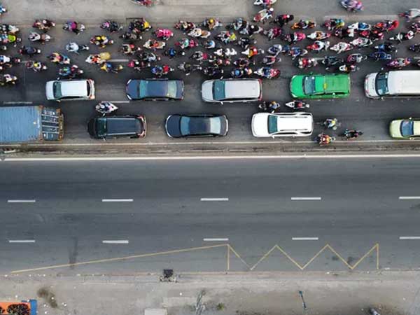 'Căng thẳng' đường về miền Tây sáng 7-7, vì nhiều tài xế ở TP HCM không có giấy xét nghiệm