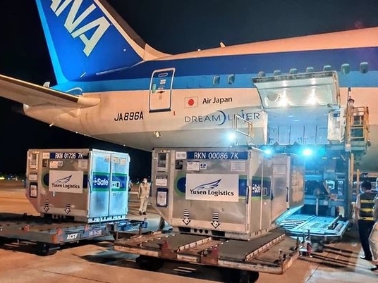 Sáng mai, lô vắc xin Astrazeca thứ 3 do Nhật Bản viện trợ sẽ tới Việt Nam