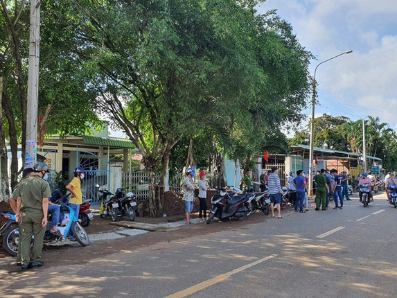 Nam sinh sát hại mẹ rồi tự tử sau kỳ thi tốt nghiệp: Hiệu trưởng lên tiếng vì nhầm lẫn trường