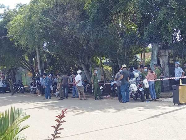 Nam sinh lớp 12 trong nghi án sát hại mẹ rồi dùng dao tự tử: Học lực giỏi, hạnh kiểm tốt, nghiện game