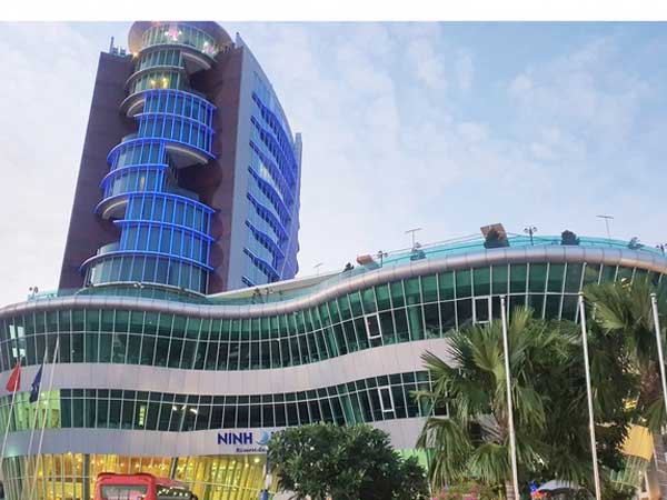Cần Thơ phong tỏa khách sạn Ninh Kiều Riverside