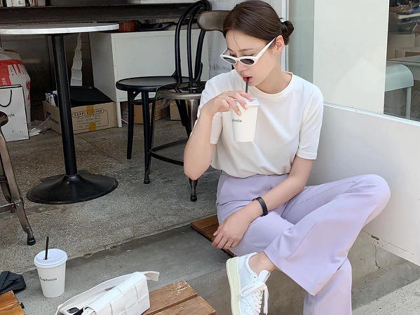 5 kiểu giày bệt hợp mix với quần âu nhất: Giúp style thanh lịch không góc chết, và còn tôn dáng hiệu quả