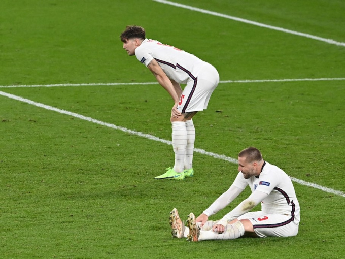 Kỷ lục buồn của Luke Shaw