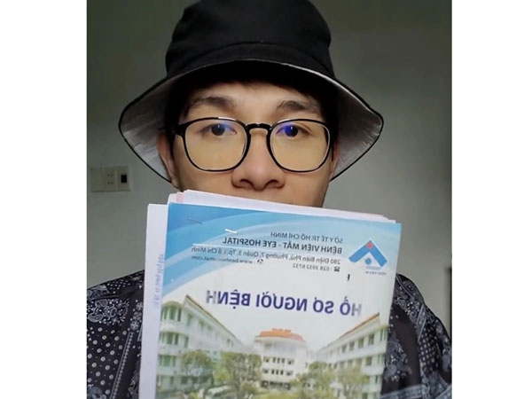 Chàng trai chia sẻ suýt bị mù vì dùng loại thuốc nhỏ mắt nổi tiếng khiến nhiều người tranh cãi trên mạng xã hội