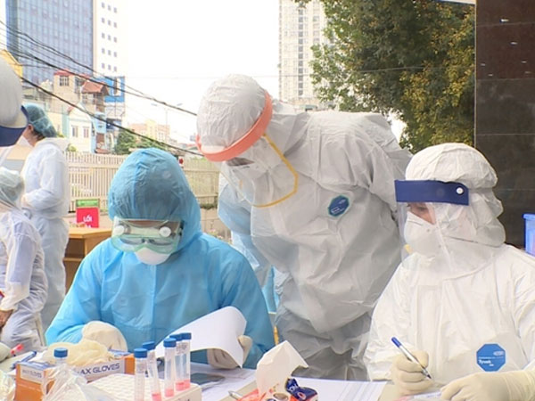 Thêm 466 ca mắc COVID-19, TP Hồ Chí Minh nhiều nhất với 365 ca