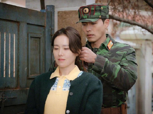 15 phim Hàn 'đỉnh của chóp' do netizen quốc tế bình chọn, nhờ phim giả tình thật mà Son Ye Jin - Hyun Bin chốt vị trí đầu