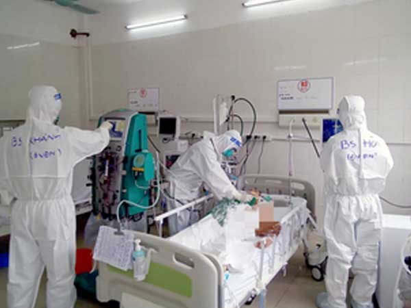 Thêm 5 bệnh nhân chết do COVID-19, trong đó có một bệnh nhân nữ 38 tuổi ở TP HCM