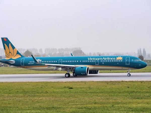 Vietnam Airlines phát hành 800 triệu cổ phiếu lấy tiền trả nợ