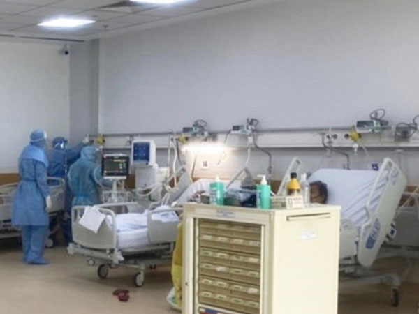 Bên trong Trung tâm Hồi sức Covid-19 với 1.000 giường, chuyên trị những ca bệnh nguy kịch tại TP.HCM