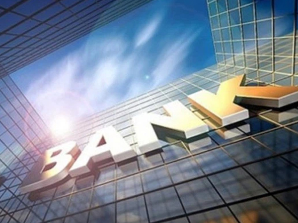 Toàn bộ cổ phiếu ngân hàng tăng giá, SHB tăng kịch trần