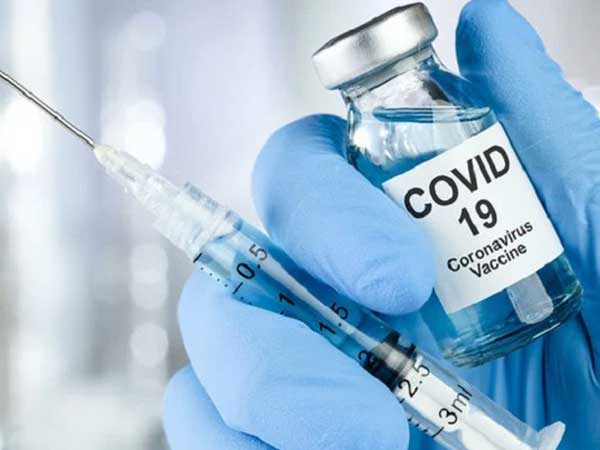 Bộ Y tế khuyến cáo 7 nhóm đối tượng cần tiêm vắc xin Covid-19 tại bệnh viện