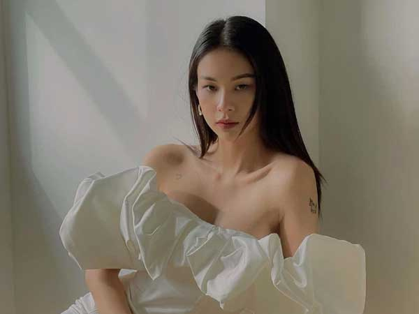 Khoe cơm nhà mùa dịch, Phí Phương Anh để lộ hint ở chung nhà với thiếu gia Sài thành