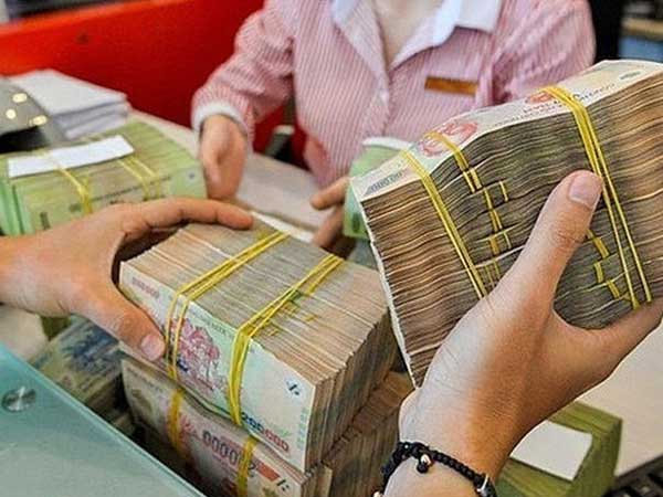 Ngân hàng giảm lãi suất cho vay: 'Ông lớn' nào đi đầu?