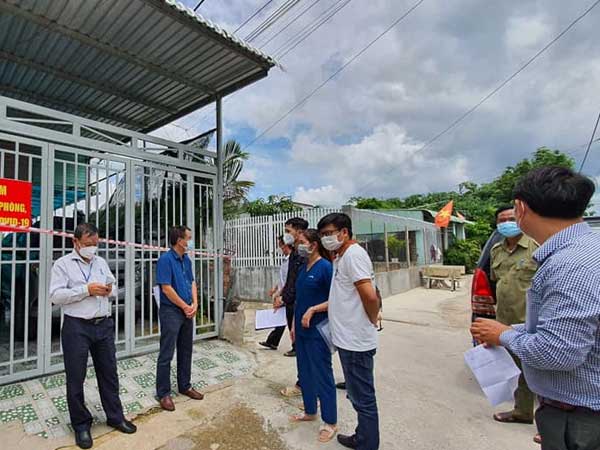 F0, F1 cách ly tại nhà cần chuẩn bị những loại thuốc, thiết bị gì để tự theo dõi sức khoẻ?