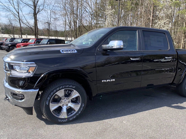 Ram 1500 2021 chính hãng đầu tiên về đại lý tại Việt Nam: Giá dự kiến khoảng 5 tỷ đồng, cạnh tranh Ford F-150