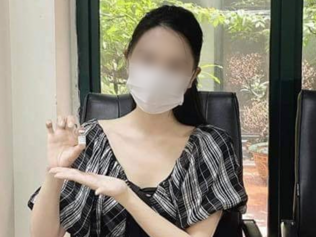 Nóng: Bộ Y tế yêu cầu BV Hữu Nghị giải trình việc Hoa khôi báo chí 'nhờ ông ngoại' nên được tiêm vaccine Covid-19