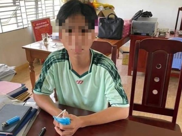 Thông tin bất ngờ về thiếu niên 15 tuổi sát hại thầy hiệu trưởng