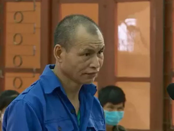 Mâu thuẫn trong sinh hoạt, dùng thuốc trừ sâu đầu độc cả nhà hàng xóm
